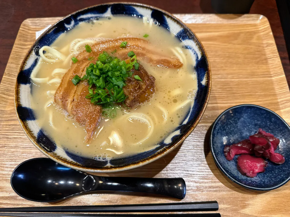 今帰仁いち藤